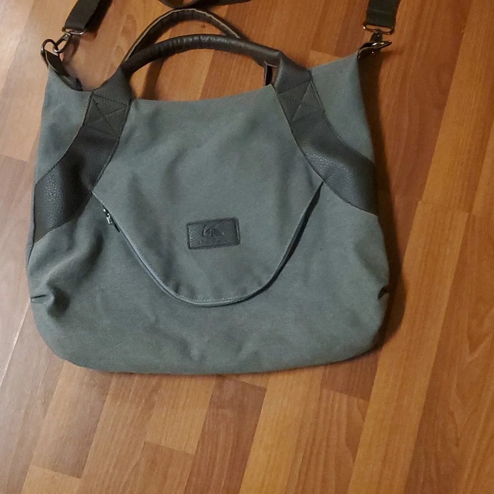 K2 Classic Fashion Crossbody khaki Tote/ messenger bag Canvas/Leather 19x16